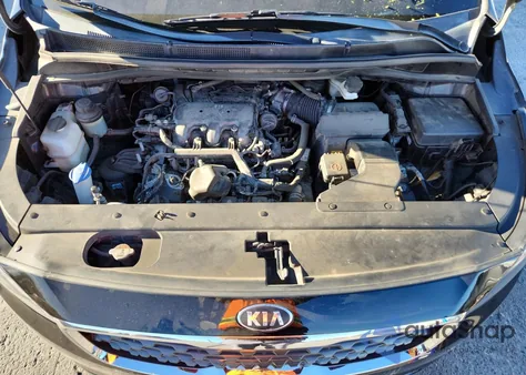 2021 Kia Sedona Lx из США, поврежденный, VIN KNDMB5C19M6673725